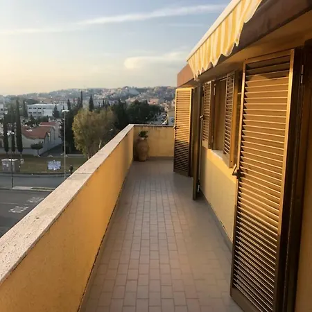 Casa Via Lao